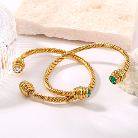 18K Vergulde Roestvrijstalen Open Bangle Gedraaide Kabel Armband Met Groene Witte Zirkonia Sieraden Voor Dames