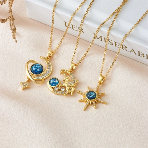 Collana con Ciondolo a Forma di Pianeta da Sogno in Rame Placcato Oro Cielo Stellato Cosmico Pietra Blu Strass Luna Stella per Donna