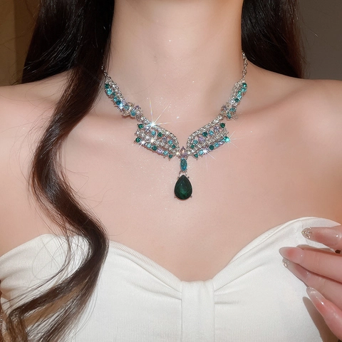 Collar Y Pendientes Con Colgante De Flor Vintage Con Postes De Plata Aleación Diamante De Imitación Gota De Agua Para Mujer