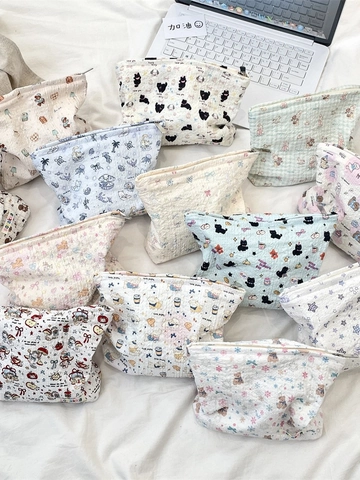 Gewatteerde Stoffen Make-uptas Grote Capaciteit Cartoon Beer Kat Print Cosmetische Tas Toiletartikelen Organizer Reis