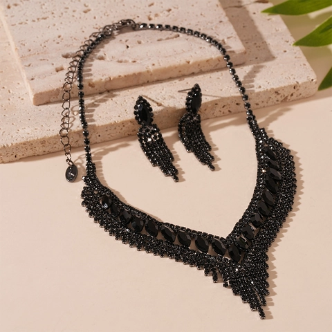 Collana E Orecchini Con Nappa A Forma Di V Gioielli Rame Strass Gotico Lusso Elegante Accessorio Donna Serata