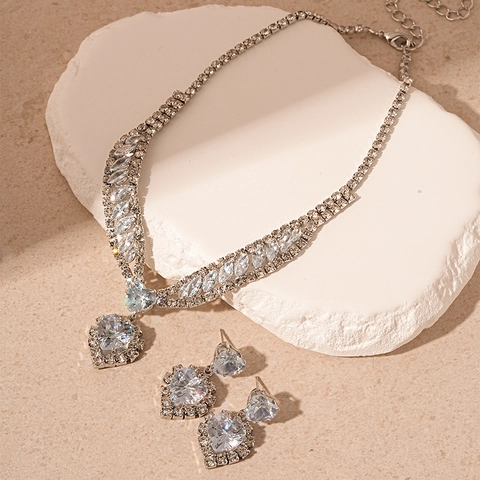 Eleganti Gioielli Pendente Cuore Collana Orecchini Zircone Strass Perno Argento Per Banchetto