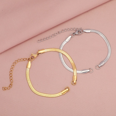 Pulsera Minimalista De Cadena De Serpiente Plana Para Mujer Ajustable Acero Inoxidable 304 Chapado En Oro 18K Joyería Herringbone