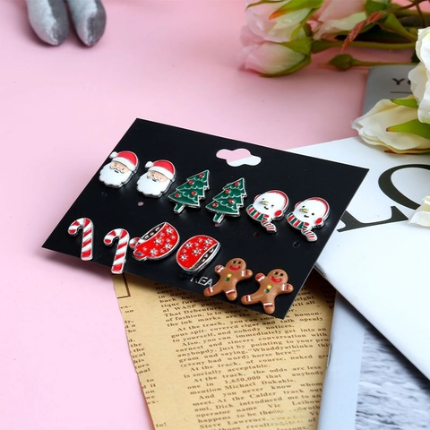 Boucles Oreilles Noël Multicolore Alliage Émail Tige Acier Inoxydable Père Noël Sapin Bonhomme Neige Bijoux Festifs