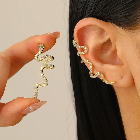 Vintage Snake Shaped Ear Cuff Non Pierced Copper Rhinestone Ear Clip For Women Punk Style Individual Jewelry Accessories