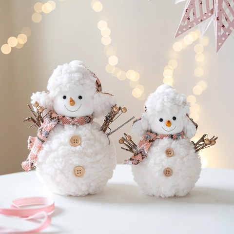 Addobbo Pupazzo Di Neve In Peluche Con Cappello Sciarpa Rosa A Quadri Bottoni Legno Per Decorazione Scrivania Natale