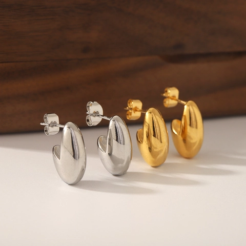 Oval Stud Earrings Stainless Steel 18K Gold Plated Smooth Surface Water Drop Design Minimalist Fashion For Women
