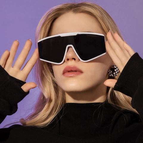 Mode One-Piece Shield Zonnebril Groot Frame PC UV-Bescherming Voor Buiten Fietsen Streetwear Futuristisch Voor Heren Dames