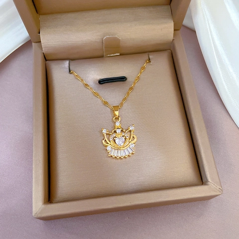 Herz Krone Anhänger Halskette Gold Plattiert Titan Stahl Kupfer Mit Zirkonia Elegante Schmuck Für Frauen