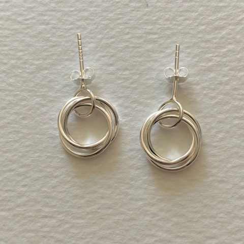 Minimalist Three Intertwined Rings 925 Sterling Silver Earrings For Women Elegant Geometric Jewelry For Daily Wear