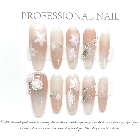 Handmade Press On Nails Almond Long Nude Pink Gradient 3D White Rose Butterfly Rhinestone Elegant Artificial Fingernails
