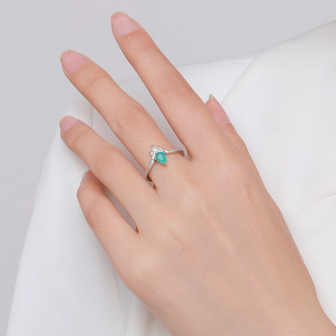 925 Sterling Silver Ring Crown Design Pear Cut Paraiba Color Zircon Sparkling Fashion Jewelry Gift For Women