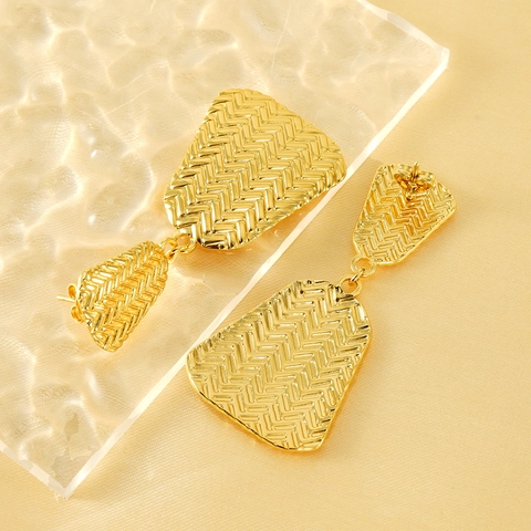 Geometrische Trapezium Druppel Oorbellen 18K Verguld Roestvrij Staal Visgraat Textuur Vintage Stijl Voor Dames