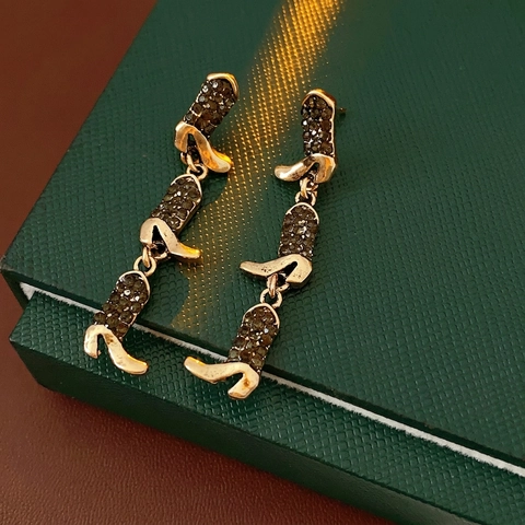 Kupfer Strass Stiefel Hängeohrringe Mit Silbernem Ohrstecker Lange Vintage Mode Nischenschmuck Für Damen