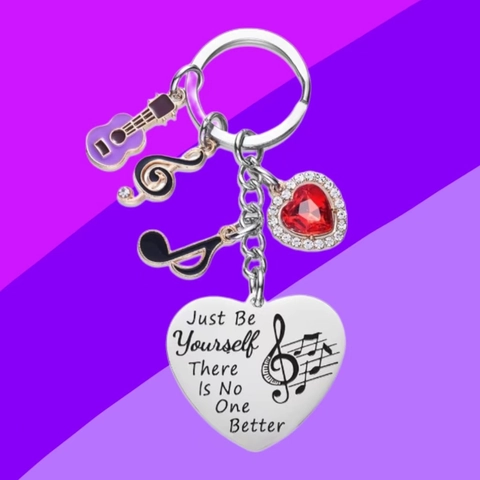 Portachiavi Musica Ispiratore Acciaio Inossidabile Chitarra Viola Cuore Nota Musicale Just Be Yourself Regalo