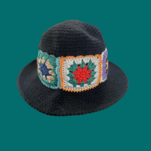 Chapeau de Seau au Crochet Fait à la Main Rétro Japonais pour Femme Automne Hiver Bonnet en Tricot à Fleurs Évidées