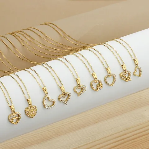 Love Heart Pendant Necklace Titanium Steel Zircon Inlaid Elegant Gold Plated Minimalist Clavicle Chain Jewelry For Women