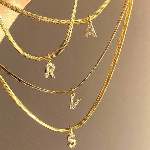 Collar Con Colgante De Letra Chapado En Oro De 18K Acero Inoxidable Cadena De Serpiente Plana Circón Incrustado Estilo Vintage Mujer