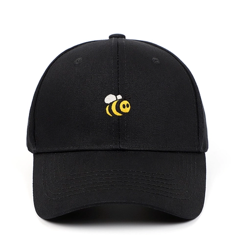 Cotton Baseball Cap With Bee Embroidery Casual Fashion Curved Brim Adjustable Strap Hat For Men And Women Unisex Black