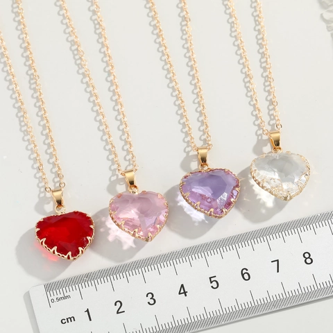 Collar Con Colgante De Corazón Cristal Tallado Aleación Chapada En Oro Cadena De Clavícula Dulce Joyería De Moda Regalo Mujer