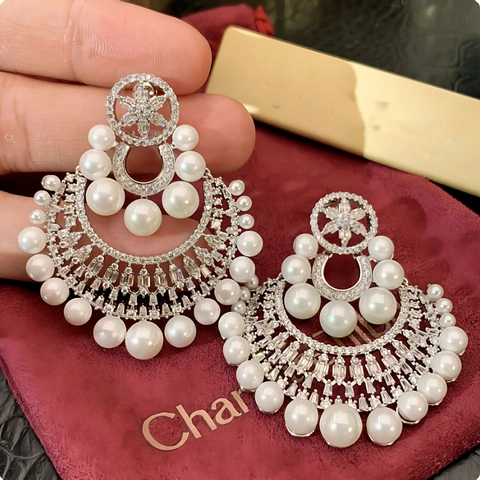 Elegant Fan Shaped Artificial Pearl Drop Earrings With Silver Earring Post Vintage Luxury Rhinestone Flower Jewelry For Women