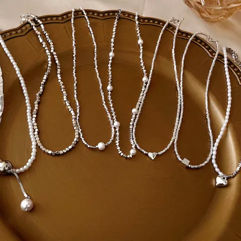 Collier En Alliage Style Argent Vieilli Avec Pendentif Coeur En Künstliche Perle Simulée Bijoux De Niche Français Pour Femmes