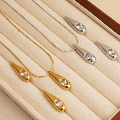 Elegantes Wassertropfen Schmuckset 316 Edelstahl Zirkon Anhänger Halskette Und Ohrstecker Für Damen