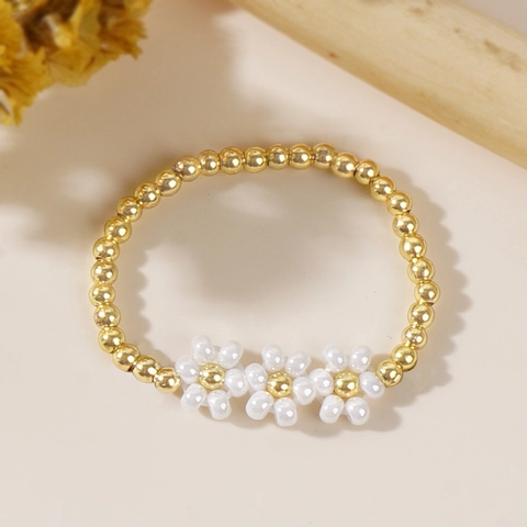 Handmade Copper Beads Beaded Ring For Women Fresh Sweet Daisy Flower Glass Beads Elastic Finger Ring Resort Style Jewelry