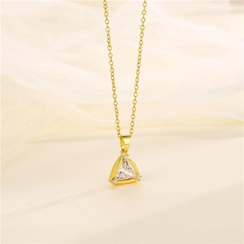 Collana Con Ciondolo A Triangolo Placcato Oro Acciaio Inossidabile Rame Zircone Cristallo Geometrico Hip Hop Donna