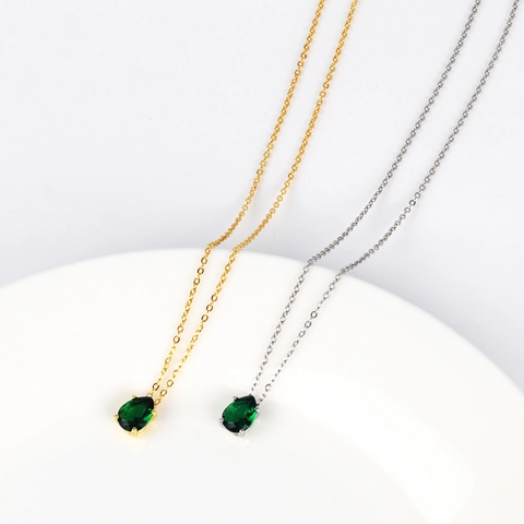 Collier Pendentif Élégant Acier Inoxydable Zircon Émeraude Vert Forme Poire Bijoux Pour Femmes