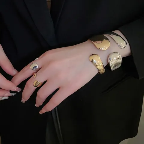 Polished Metal Snake Open Bracelet And Ring Minimalist Liquid Metal Style Jewelry For Women Fashion Accessory