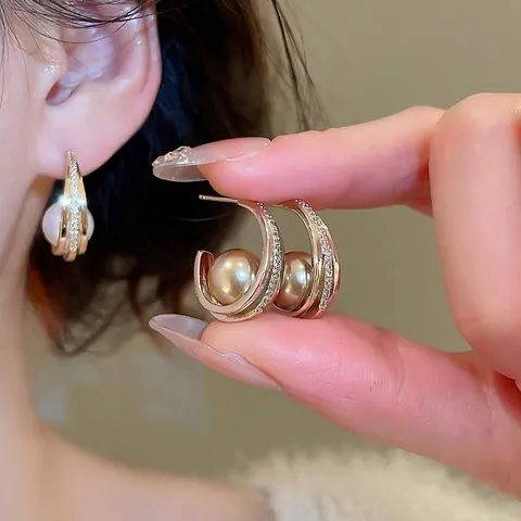 Orecchini A Lobo Con Künstliche Perle A Forma Di C Con Lega Di Zirconi E Perno In Argento Sterling 925 Elegante Moda Per Donne
