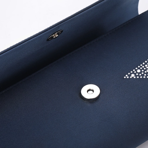 Elegante Bolso De Noche Para Mujer Tela De Satén Con Diamantes De Imitación Patrón Geométrico Cierre Magnético Cadena De Metal
