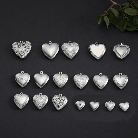 Stainless Steel Heart Locket Pendant Vintage Embossed Rose Flower Photo Frame Memorial Jewelry Gift For Women Men