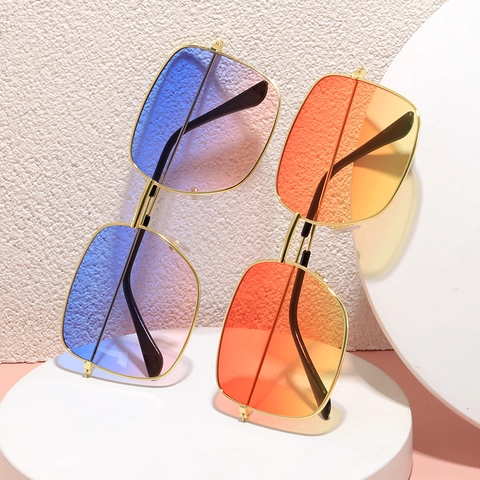 Retro Square Sunglasses Oversized Metal Frame UV Protection Fashion Eyewear For Men Women Outdoor Travel Driving