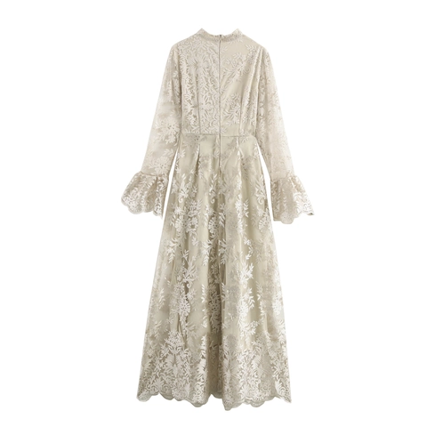 Elegante Maxi-Jurk Van Geborduurd Kant Opstaande Kraag Uitlopende Mouwen Hoge Taille Franse Vintage Lange Jurk