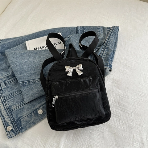 Damen Mini Rucksack Mit Metallschleife Geknitterter Stoff Leicht Mode Reisen Tagesrucksack Für Mädchen