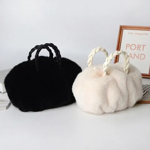 Faux Fur Handbag Pleated Cloud Pouch Plush Braided Handle Crossbody Purse For Women Winter Autumn Fashion