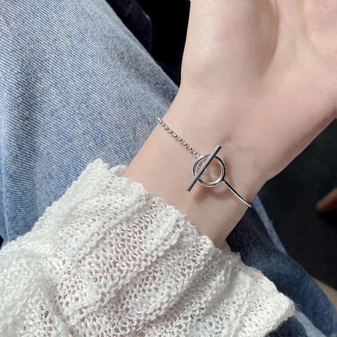 S925 Sterlingsilber Minimalistisches OT Knebelverschluss Armband Für Damen Unregelmäßige Geometrische Perlenkette Handschmuck