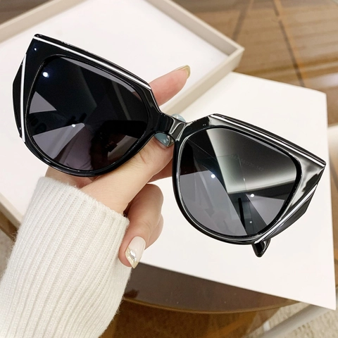 Occhiali Da Sole Moda Quadrati Cat Eye Montatura PC Protezione UV400 Retro Di Tendenza Per Donna Viaggi All'aperto