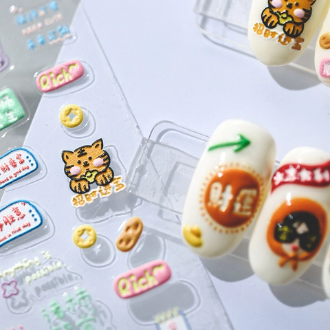 3D Reliëf Nagelkunst Stickers Decals Cartoon Meisje Tijger Gelukkige Karakters DIY Manicure Decoratie Zelfklevend