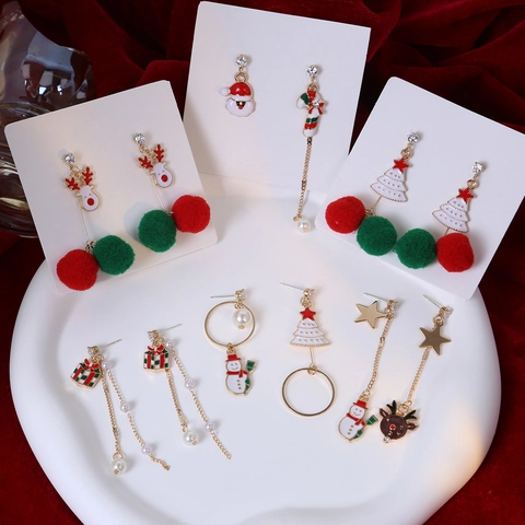 Weihnachts Ohrringe Asymmetrisch Legierung Emaille Rentier Weihnachtsmann Schneemann Bommel Damen Silbern Ohrstecker