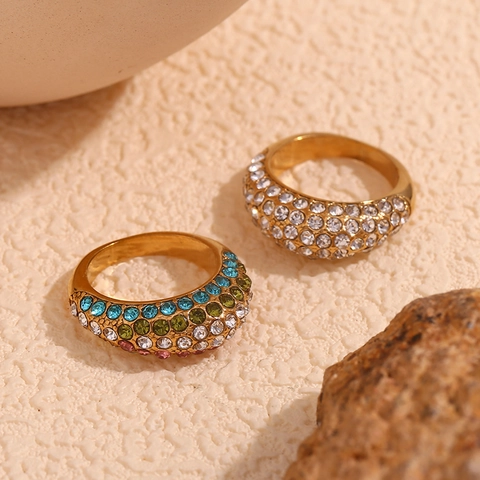 Anillo Superficie Curva Irregular Banda Ancha Acero Inoxidable Chapado Oro 18K Zirconia Pavé Retro Nicho Mujeres