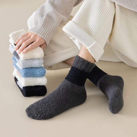 Chaussettes en Polaire Corail Chaud pour Hommes Épaisses Peluche Rayé Bloc de Couleur Tige Moyenne Chaussettes de Sommeil Automne Hiver