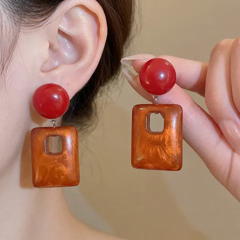 Vintage Geometrische Hohle Rechteckige Ohrhänger Acryl Harz Rote Stecker Modeschmuck Damen Silver Earring Post