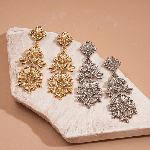 Boucles D'oreilles Pendantes Fleurs Évidées Alliage Avec Tige En Argent Sterling 925 Style Palais Rétro Pour Femmes