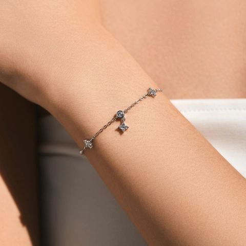 925 Sterling Silver Four Leaf Clover Flower Bracelet For Women Ladylike Rhinestone Inlaid Fashion Jewelry Charm Bracelet