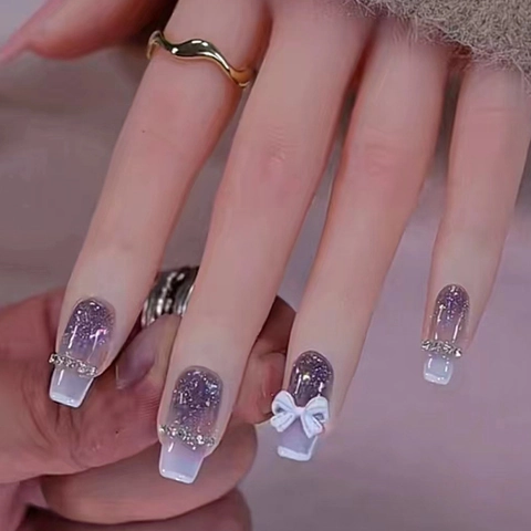 Lange Coffin Plaknagels Paars Verloop Glitter Met Witte Franse Tip Strik En Strass Ketting Luxe Voor Dames