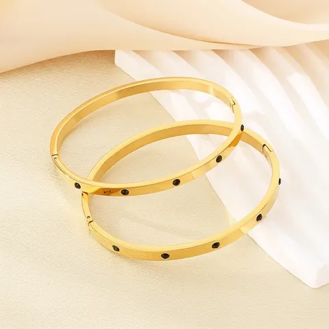 Brazalete Geométrico Acero Inoxidable Chapado En Oro Minimalista Incrustación Redonda Negra Joyería De Manguito Bisagra Mujeres