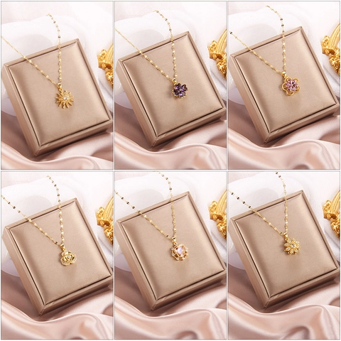 Rotating Flower Pendant Necklace For Women Titanium Steel Inlaid Rhinestone Kinetic Rotating Floral Clavicle Chain Jewelry